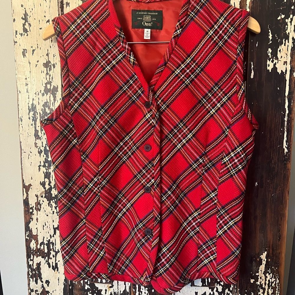 Orvis Red and Black Plaid tartan women’s vest. Size Medium. Made in the USA